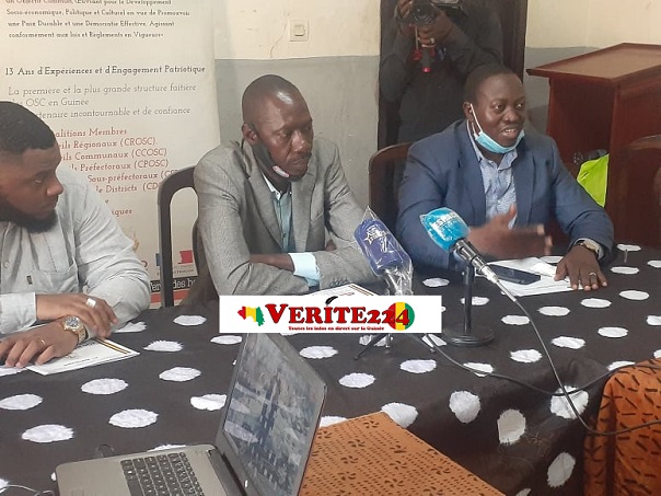 Macky Guissé et Alpha Abdoulaye Diallo, tous des vices-présidents du Conseil national des organisations de la société civile de Guinée (CNOSCG)