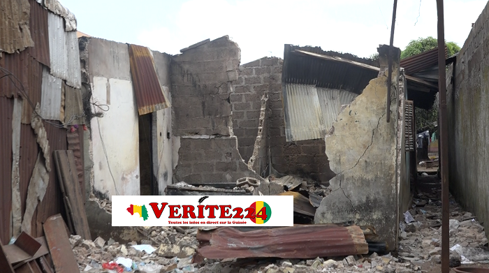 Une maison incendiée lors de la crise post-électorale