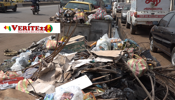Des ordures assiègent la capitale Conakry