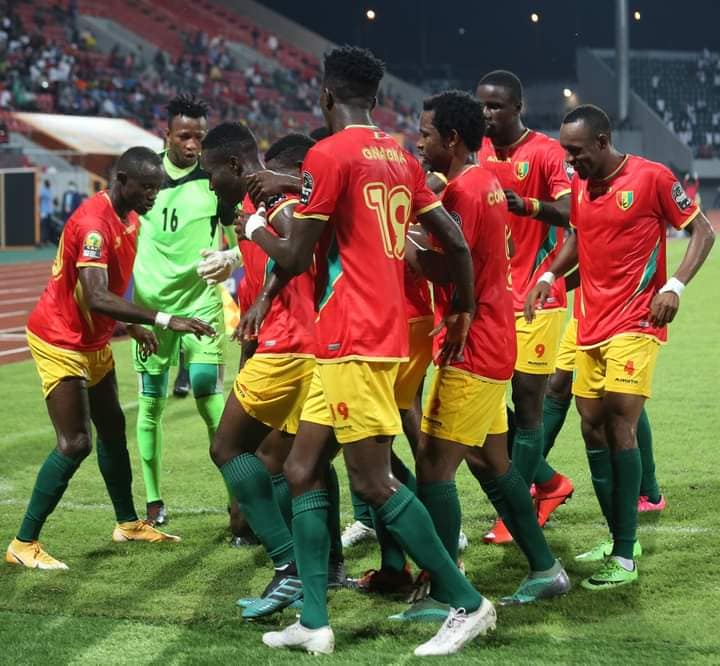 Le Syli National Local