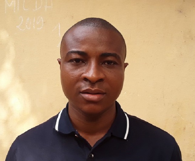 Oyé Béavogui, secrétaire général par intérim et député du Parti démocratique de Guinée (PDG)