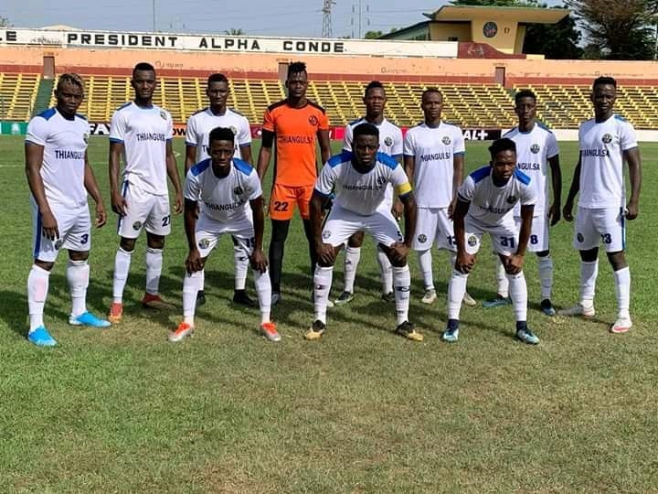 Des joueurs de Fello Star de Labé au stade du 28 septembre