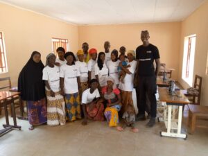 Des membres de l’Association des Jeunes Couturiers de Guilléré