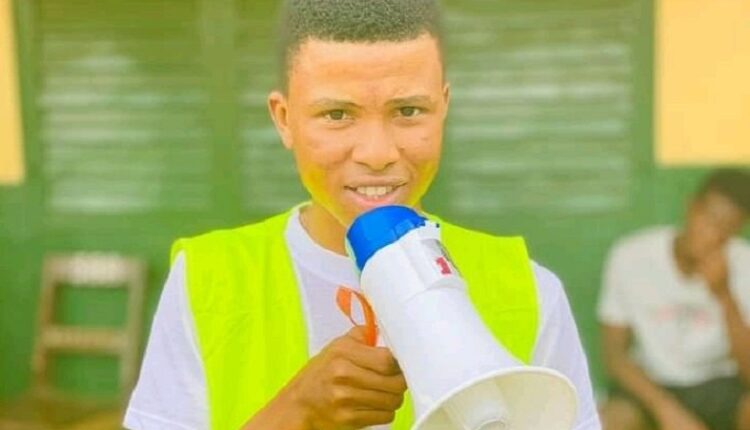 Gilbert TOUNKARA, Étudiant et secrétaire chargé à l'information et à la communication de l'ONG A-SEG