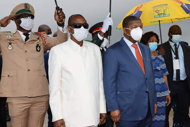 Le président d'Angola en guinée
