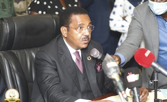 Mamadou Péthè Diallo, ministre de la santé et de l'hygiène publique