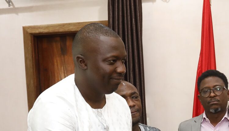 Lors de l'installation de Mamoudou Nagnalen Barry, nouveau ministre de l'agriculture et de l'élevage