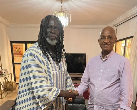 Tiken Jah Fakoly avec Cellou Dalein Diallo