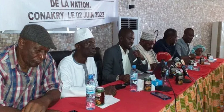 Des membres des forces vives