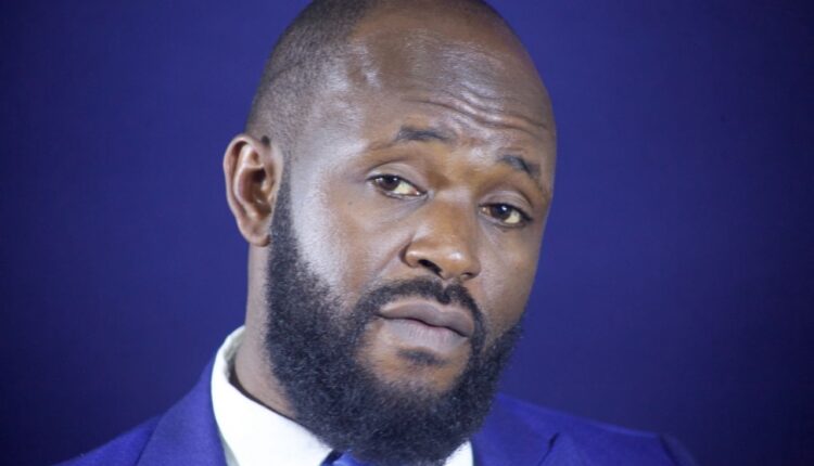 Alpha Bayo, acteur de la société civile