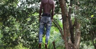 Un homme se suicide en se donnant la mort par pendaison